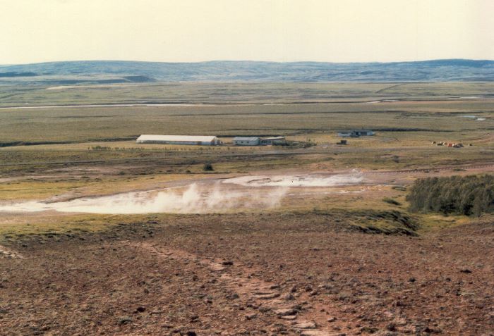 ../Images/15 Landschaft beim Geysir.jpg